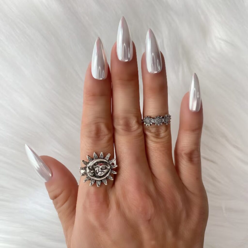 high class nails -Milk White Glazed Chrome