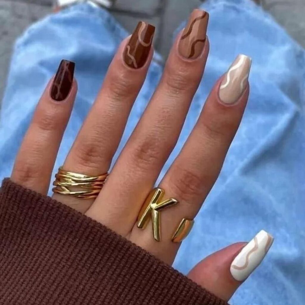 brown swirl nails - 