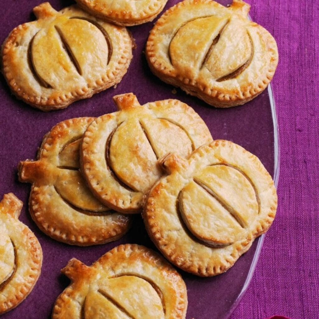 Pumpkin hand pie -30+ Spooky Halloween Treats Your Kids Will Love