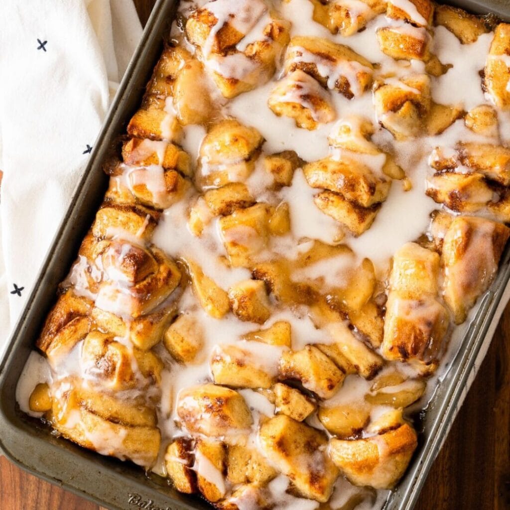 2 Ingredient Apple Cinnamon Roll Bake - 