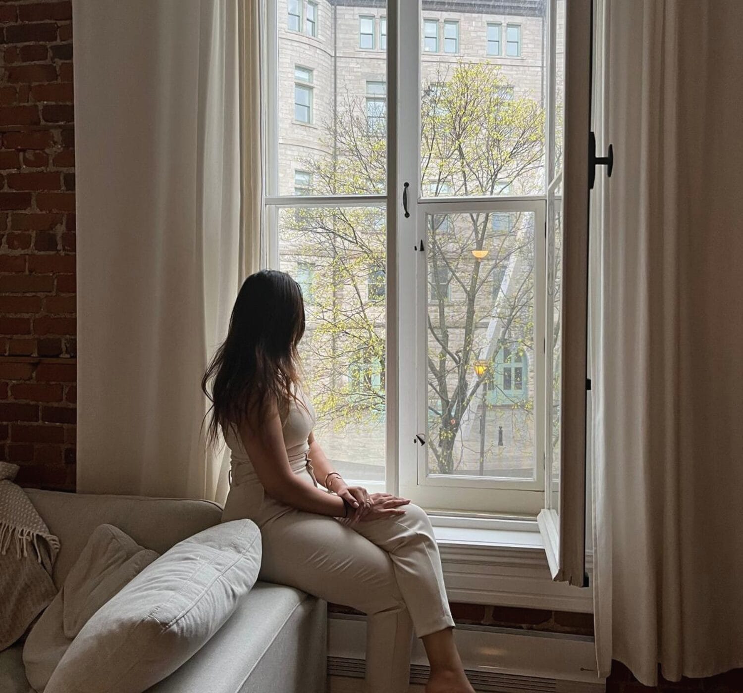 8 Signs You’re Self-Sabotaging Your Relationships (Without Realizing It)