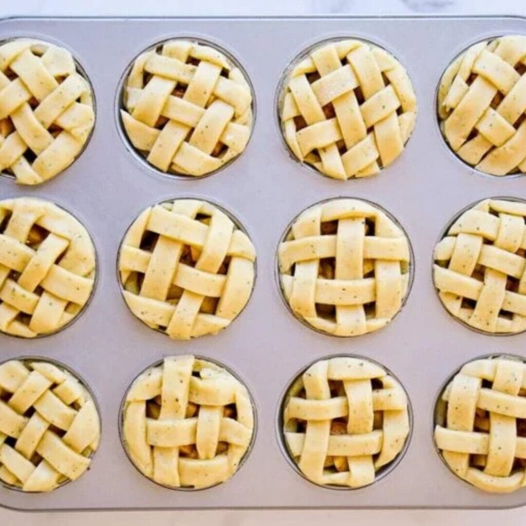 Muffin Tin Mini Apple Pies - 