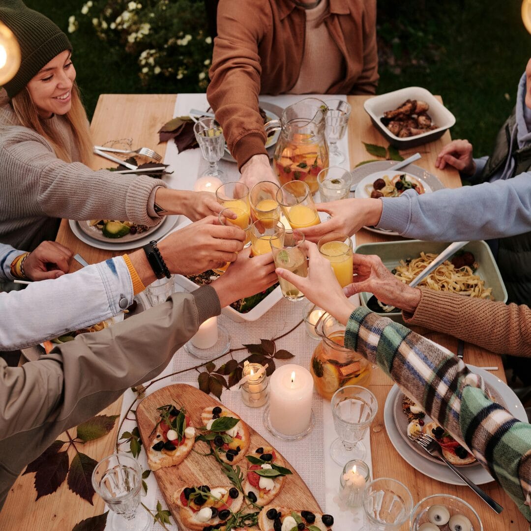 The Hunt: Entertaining for a Crowd with 4 Essential Tips to Impress Your Guests!