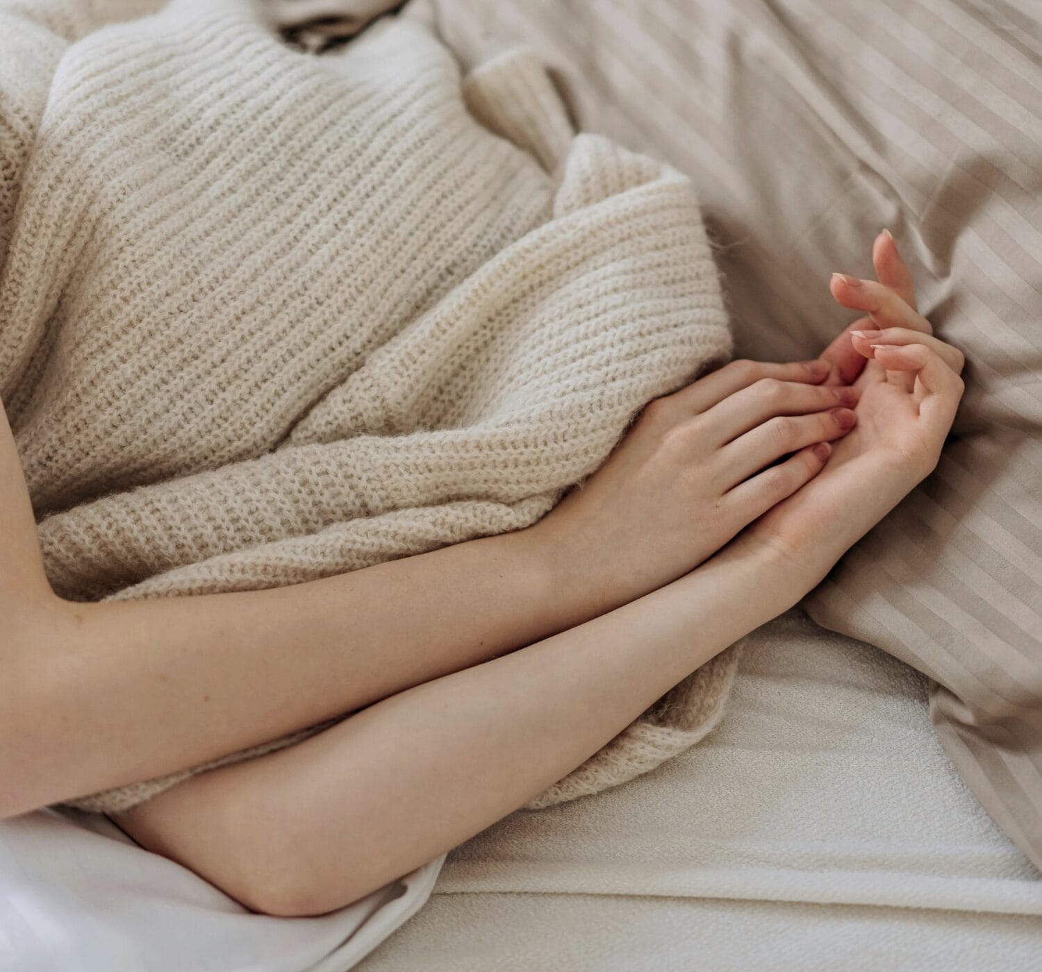 20 Grounding Journal Prompts to Feel Safe in Your Own Skin