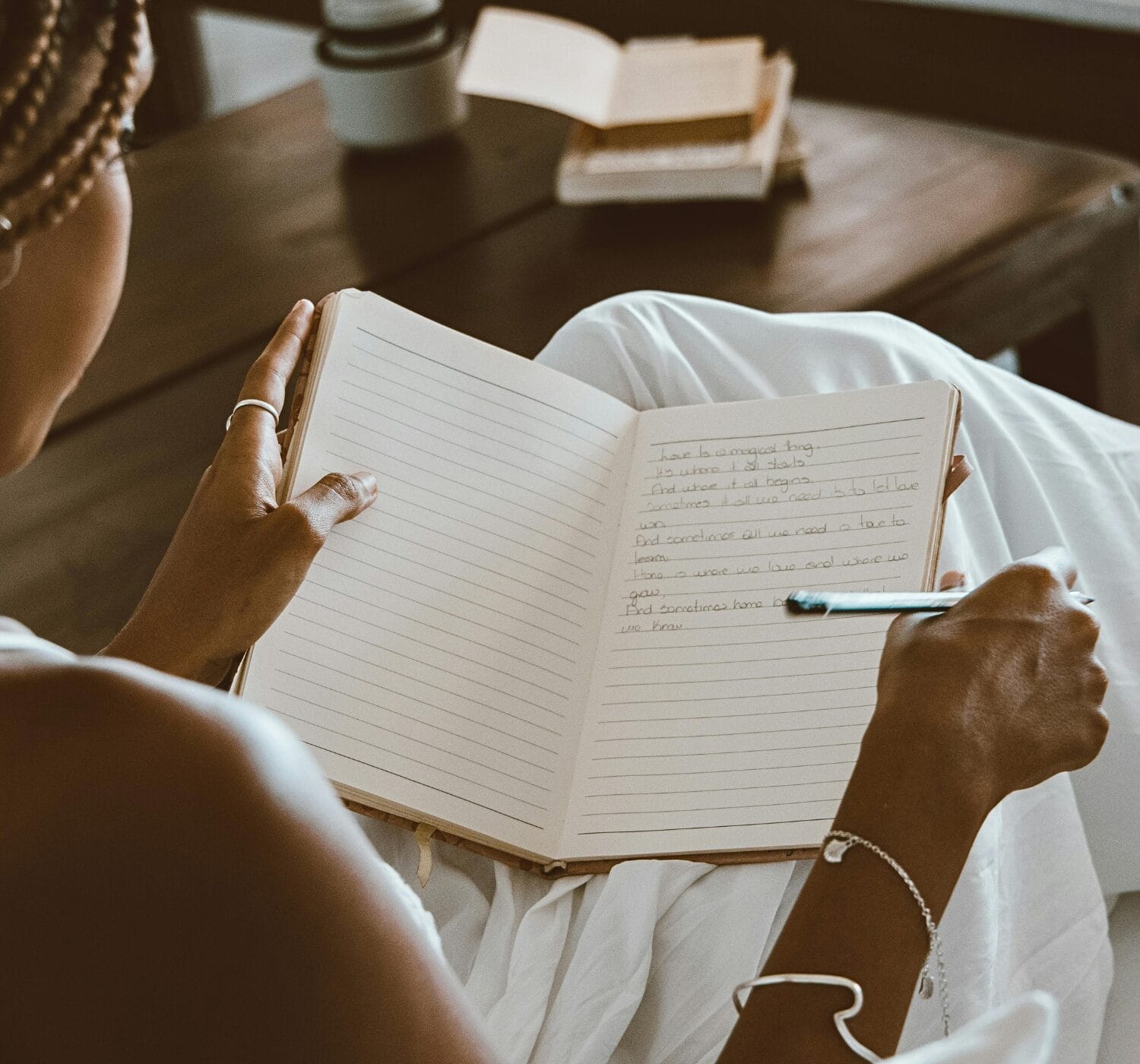 15 Proven Science-Backed Journal Prompts for Anxiety Relief