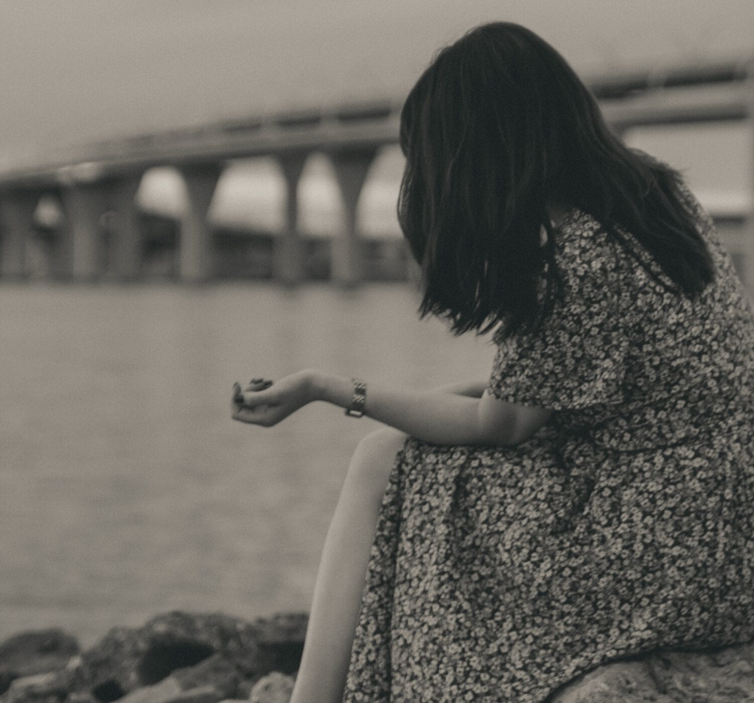 6 Journal Entry Prompts for Self-Forgiveness and Acceptance