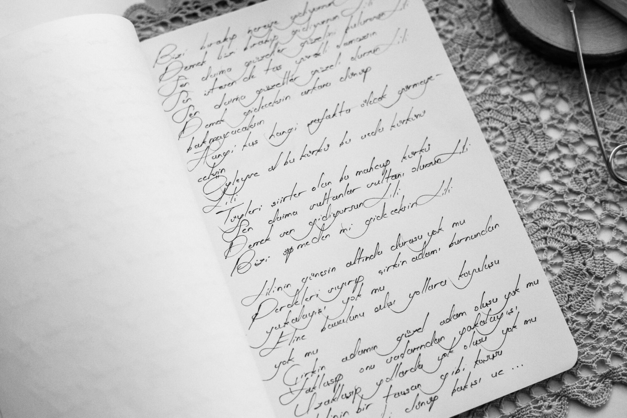 31 October Journal Prompts for an Autumn Reset & Q4 Focus