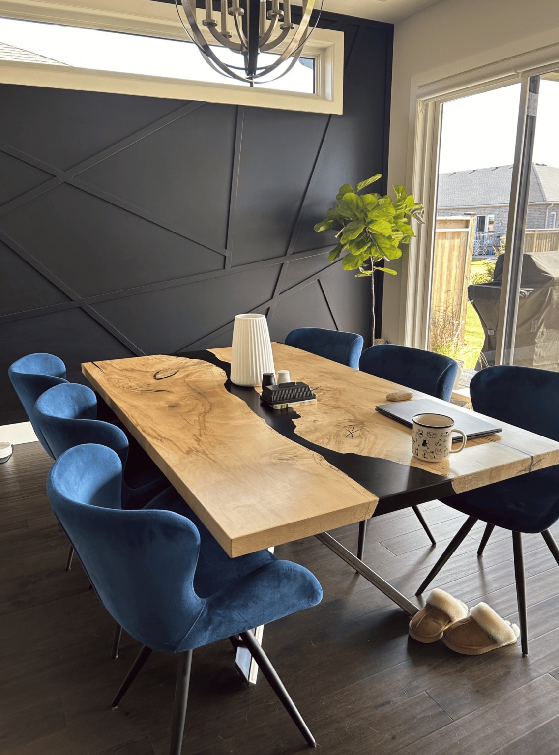 I Love Minimalism, but I’ve Never Wanted My Home to Feel Cold